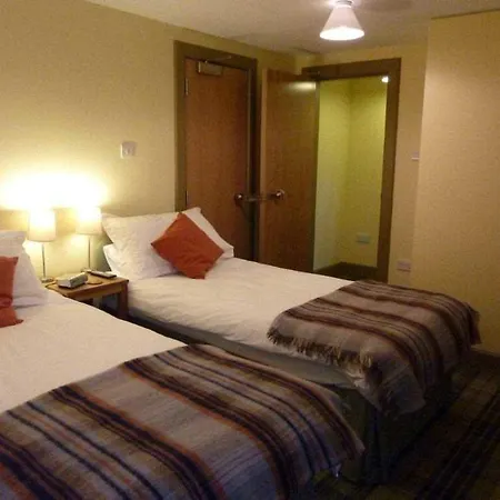 Moat House - Highland Club Apartment Fort Augustus Room photo