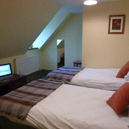 Moat House - Highland Club Apartment Fort Augustus Room photo