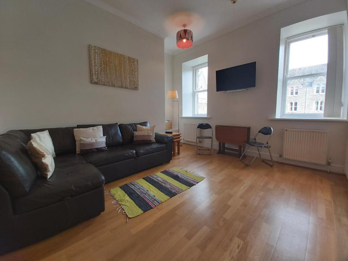 Moat House - Highland Club Apartment *